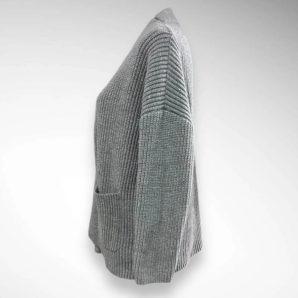 THE BEACH PEOPLE Gray Cable Knit Open Front Cardigan Embroidery‎ On Back | EUC